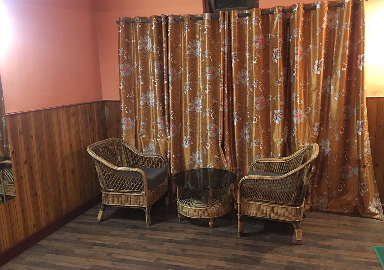 Hotel Sherpa Дарджилинг Екстериор снимка
